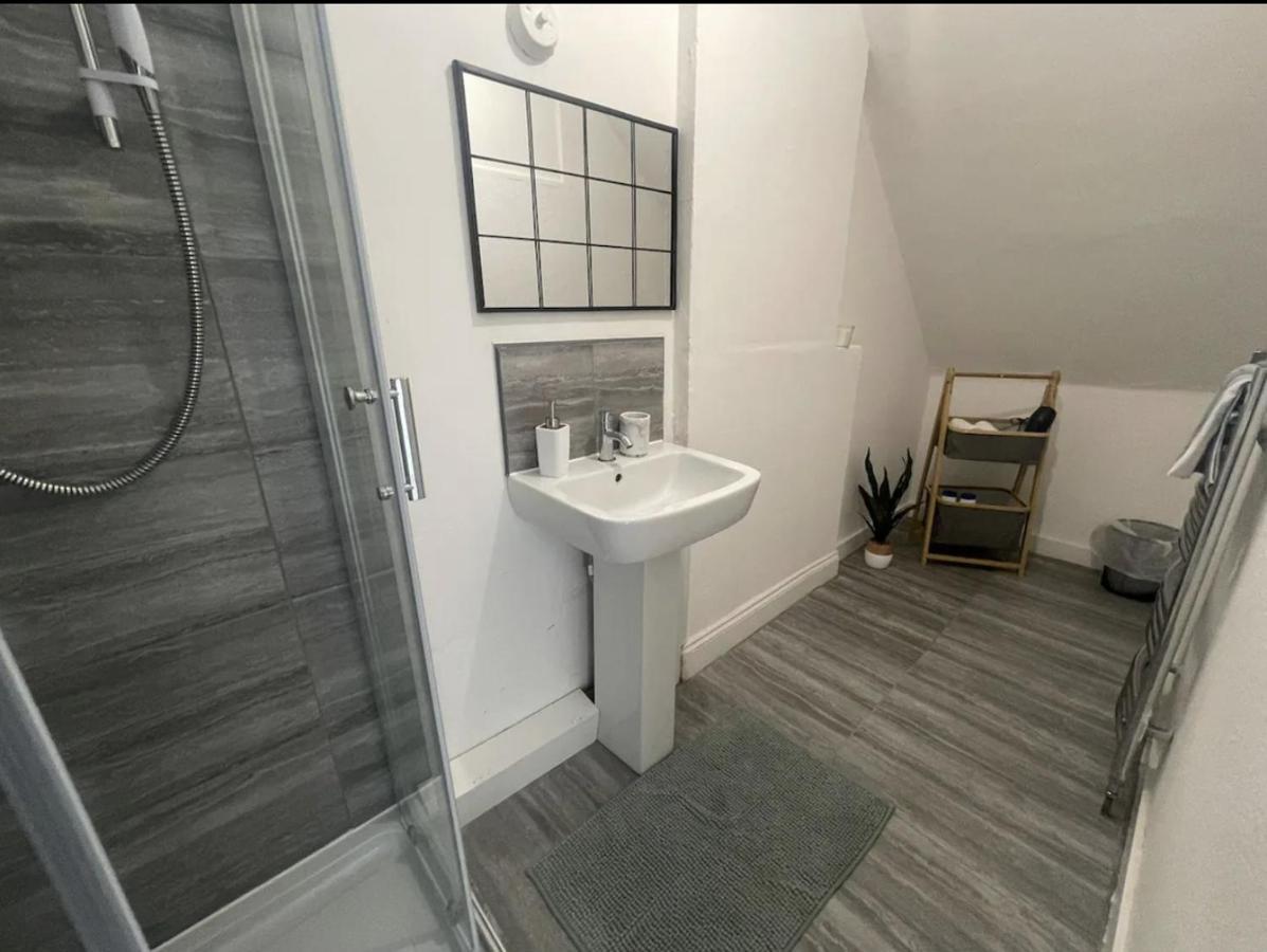 Charming 2 Bed Flat On Tower Bridge Apartment London Ngoại thất bức ảnh